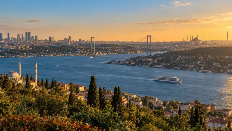 Istanbul Highlights & Bosphorus Cruise